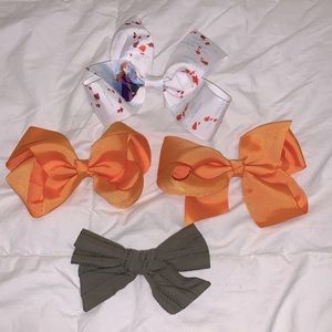 **6/$20** Miscellaneous Girls Hair Bow Lot (4 Bows Total)